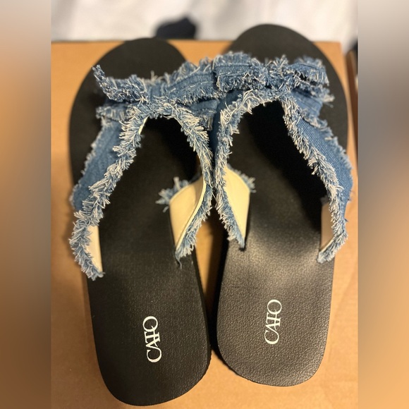CATO Jean flip flops Size 10/11. Worn but still in good shape. - Picture 2 of 3